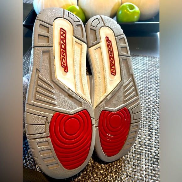 Jordan Spizike Cement - White - Picture 3 of 5